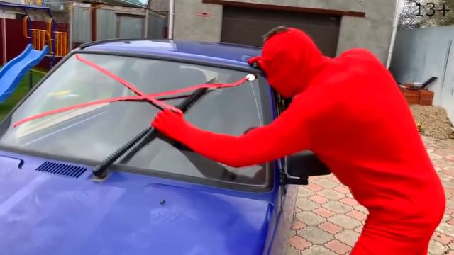 Red Man Found Key To Broken Russian Mini Cooper In Gas Tank Mitsubishi Lancer 10 - 13+