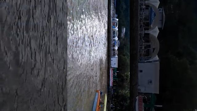 Река Джубга впадает в Чёрное море. смотреть онлайн