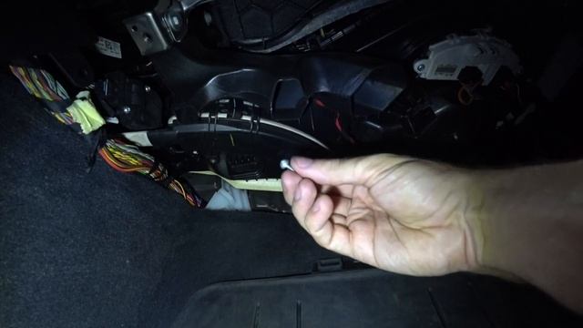 How To Replace Cabin Air Filter BMW F30, F31, F32, F33, F34, F20 Replacement