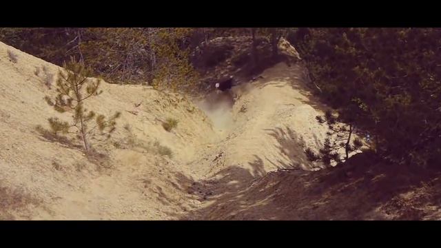 DOWNHILL Vs DOGS смотреть онлайн