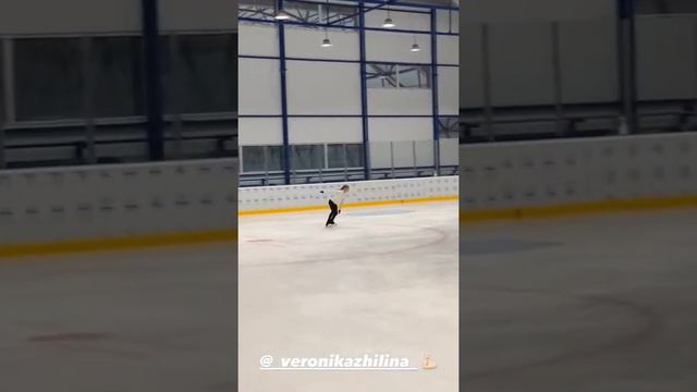 Четверной тулуп от Вероники Жилиной. Из Инстаграма Евгения Плющенко🔥💪 смотреть онлайн