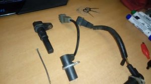 Как проверить датчик положения коленвала или распредвала ?