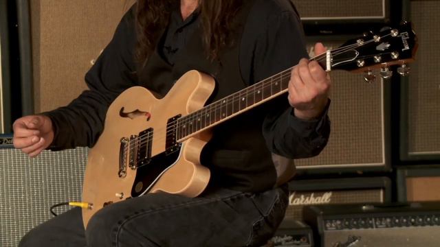 Gibson Memphis ES-335 • SN: 10330710 смотреть онлайн