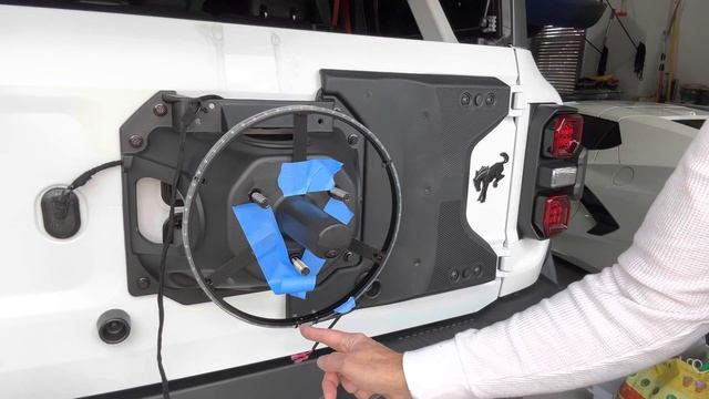 Oracle Lighting Spare Tire LED 3rd Brake Light install / Bronco Raptor смотреть онлайн