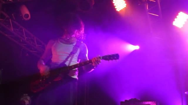 Nuteki - 100% тепла (live @ Зал Ожидания 22.05.2013) смотреть онлайн