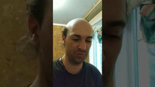 Готовлю маринованое в кетчупе мясо курицы в пиве со свежими шампиньонами к варенному гороху. смотреть онлайн