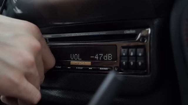 Toyota Crown 2015 на минималках с левым рулем!