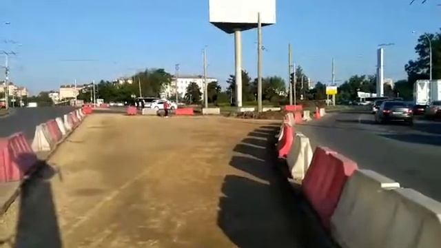 На Зиповском кольце закончили убирать лишнее. смотреть онлайн