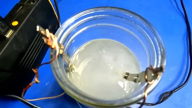 Few People Know About The Secret Of An Old, Faulty Battery!Why Didn't I Know This Technique Sooner