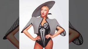 Эй, секундочку