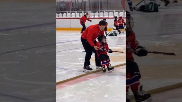 Сын Овечкина уже в хоккее