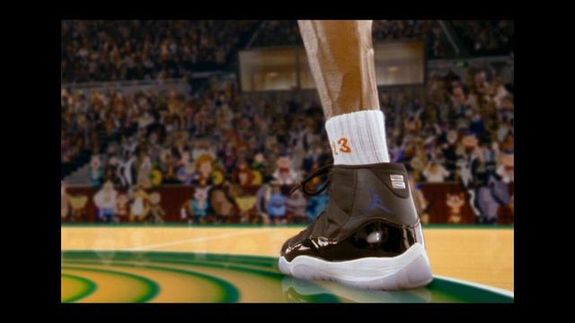 Michael Jordan Wearing The Air Jordan 11 Space Jam? PE? (Raw Highlights)