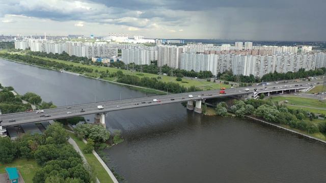 Братеевский мост с высоты (4k) смотреть онлайн