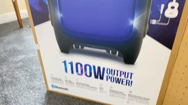 JBL PartyBox 1000 - JBL's Best Party Speaker UNBOXING смотреть онлайн