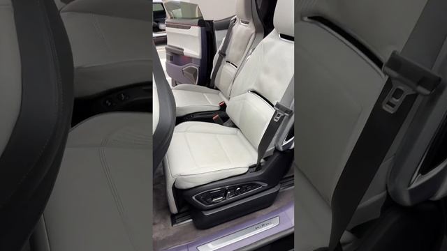 Hiphi X - авто будущего из Китая смотреть онлайн