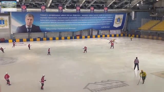 Финал Первенства России по хоккею с мячом ср мл юношей 08-09 г р ССМ-Водник 1-й тайм смотреть онлайн