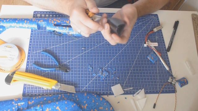 DIY Снова переделываем детский планер в р/у самолет (glider Multiplex Fox turned again to RC plane) смотреть онлайн