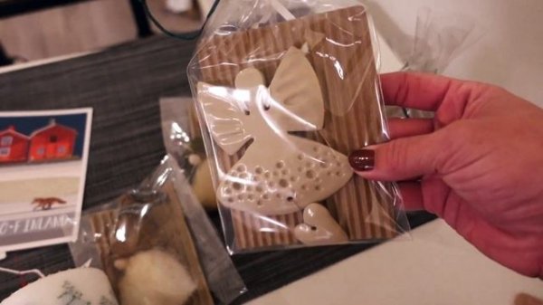 HELSINKI FINLAND VLOG | Visiting Christmas Markets, day trip to Porvoo, Cafe Regatta