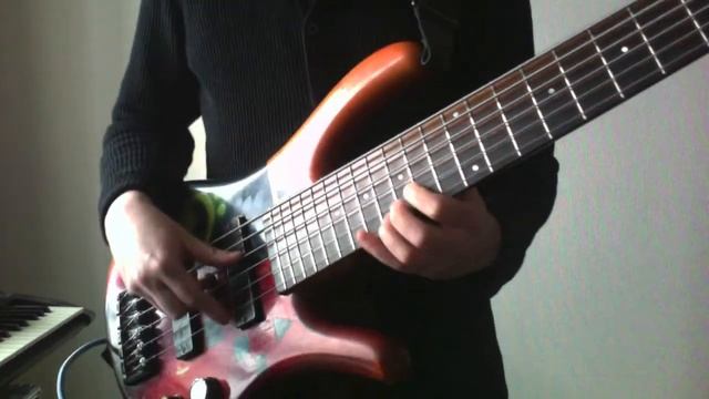 ZOOM B1 FOUR LOOPER +6string Bass(6弦ベース) смотреть онлайн