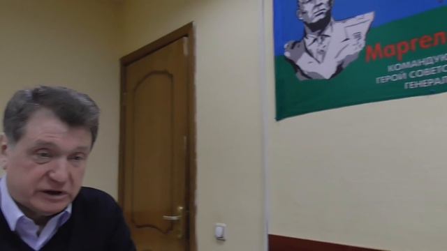 ОФИЦЕРЫ ВДВ ЗАДАЮТ ВОПРОСЫ ШАШУРИНУ С.П. (часть 2) смотреть онлайн