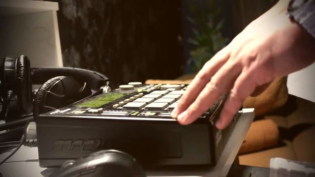 Супер качающий минус для рэпа (WIKTO-GRIZZLY MK II) AKAI MPC HIP HOP RAP Beats смотреть онлайн