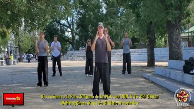 SUN Tai Chi Chuan en UNA MAÑANA EN LA PLAZA BELGRANO de La Plata II смотреть онлайн