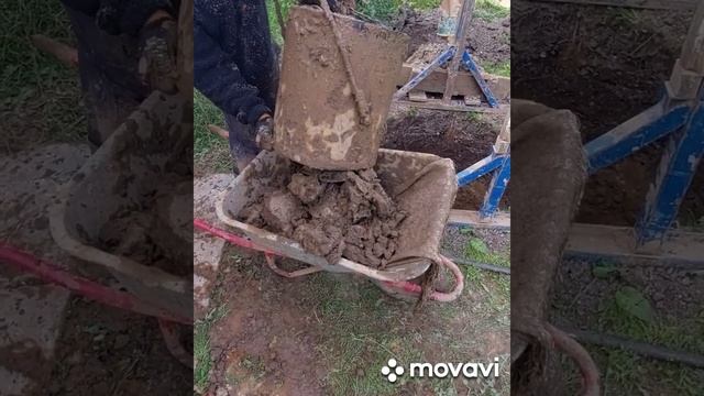 Витебск дачи Улановичы колодец из 5 колец,грунт суглинок,водонос суглинок с песчаными прожилками. смотреть онлайн