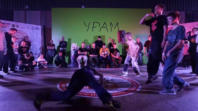 Soul Movement vs Avrora b-boys | CREW VS CREW | РЭП НА ГОЛОВЕ 12 смотреть онлайн