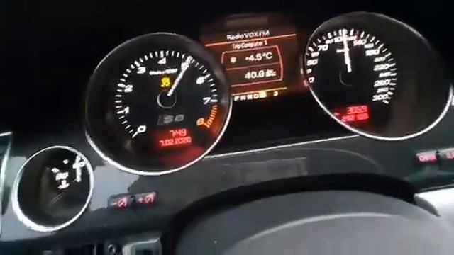 AUDI S8 D3 5.2 V10 Acceleration