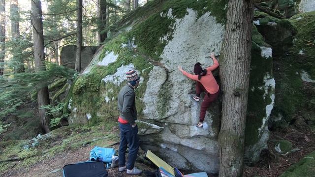 Squamish Bouldering - Old Git (V4) смотреть онлайн