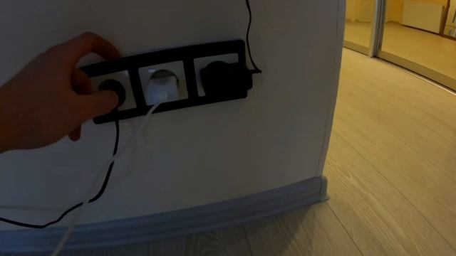 Как смотрятся розетки и выключатели Серия Glossa Schneider Electric смотреть онлайн