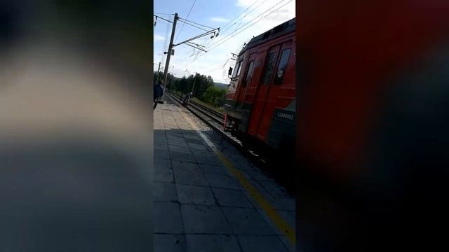 На дачу в гости, к подруге. смотреть онлайн