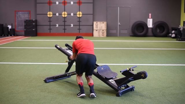 Full Body Sculpt on the ELEVATE Row: Supported Lateral Hops - ClubSport January Workout of the Mont смотреть онлайн