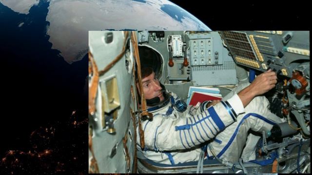 ЕГО ЗАБЫЛИ В КОСМОСЕ смотреть онлайн