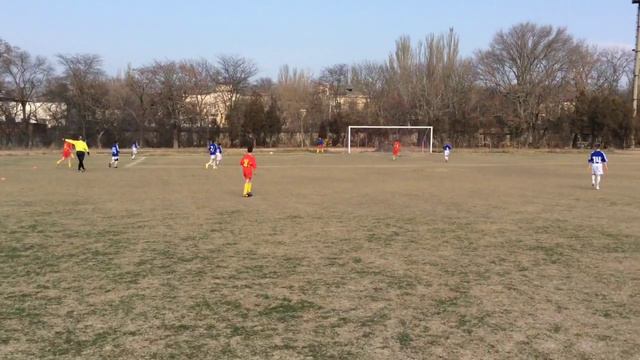 Чемпионат Крыма 2014 - 2015гг «Жемчужина» - «Авангард» г.Керчь ( 0 : 1 ) смотреть онлайн