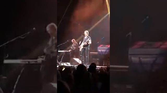 Keith Urban Barclays 11/19/2016 VII смотреть онлайн