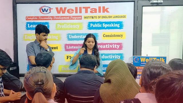 live in Present | Story of a Moment | An Incident Speech By Rishika смотреть онлайн