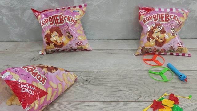 КОРОЛЕВСКИЕ КУКУРУЗНЫЕ ПАЛОЧКИ С СЮРПРИЗАМИ! смотреть онлайн