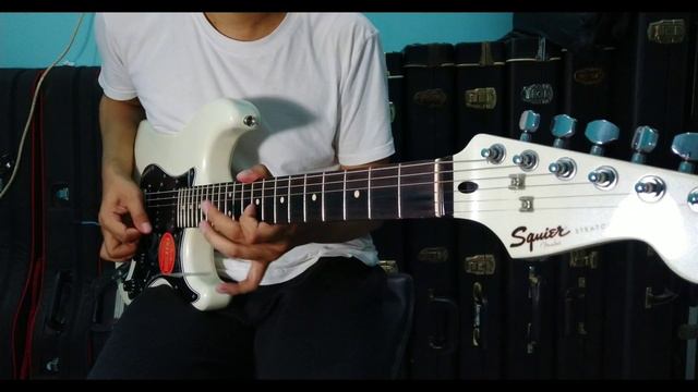 Squier Contemporary HSS Stratocaster RW FB Pearl White Sound Demo смотреть онлайн
