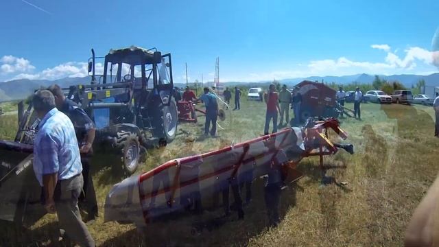 Кормозаготовительная техника. Демо показ, грабли, преса косилки. смотреть онлайн