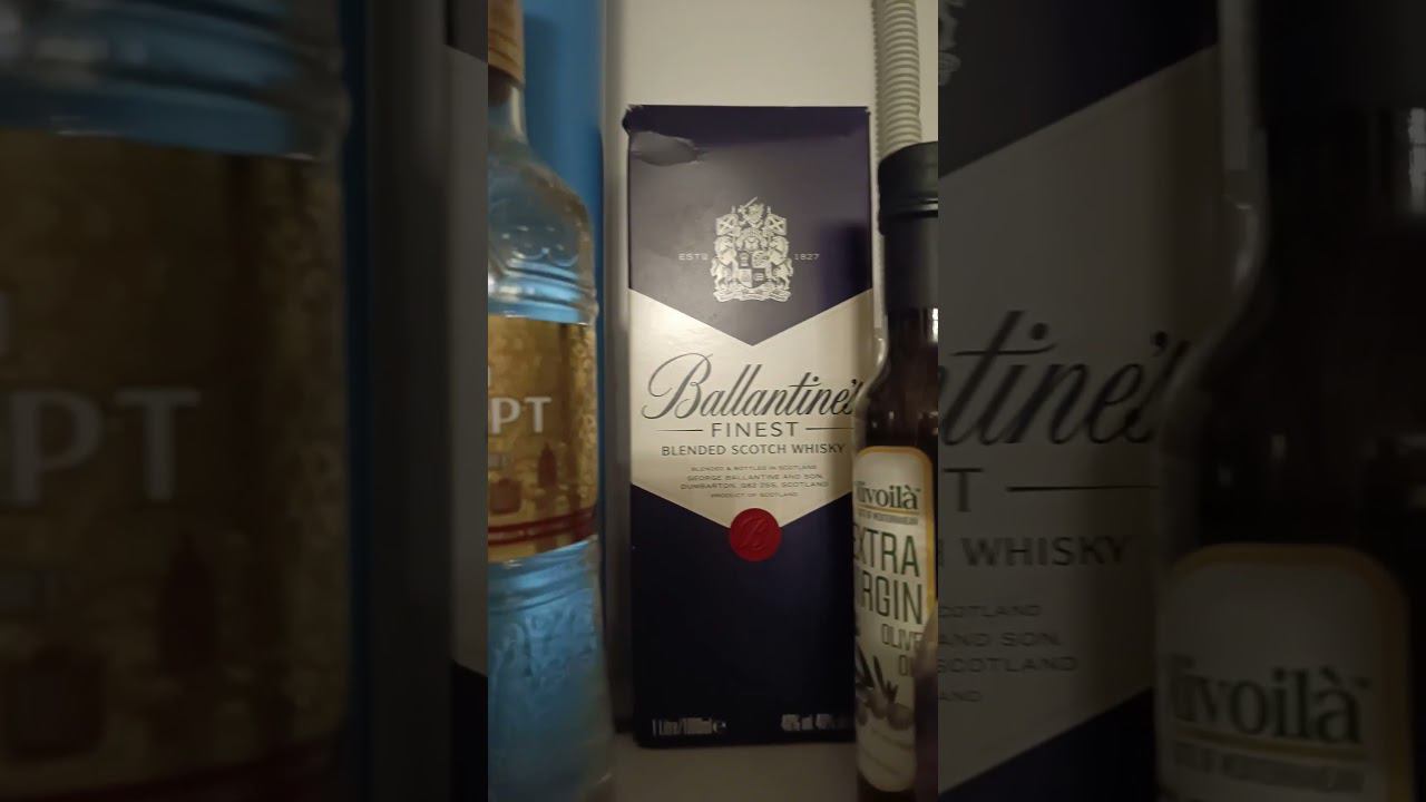 Синька в шкафчике припрятана смотреть онлайн