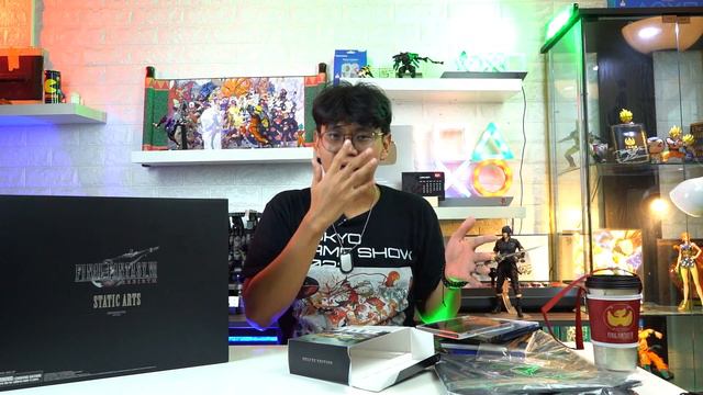 Menyala Abang Sephiroth🔥Unboxing Final Fantasy VII Rebirth Collector Edition смотреть онлайн