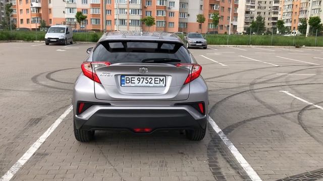 Toyota C-HR 2.0 бензин 2017 смотреть онлайн