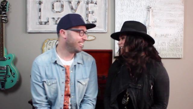 The Humming Challenge (ft. Shelly Fairchild) | Listen! It's Vetrano смотреть онлайн