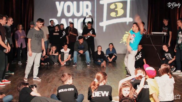 SHOW YOUR DANCE III | ELECTRO DANCE 1/8 | Loony Boy vs. Виталя смотреть онлайн