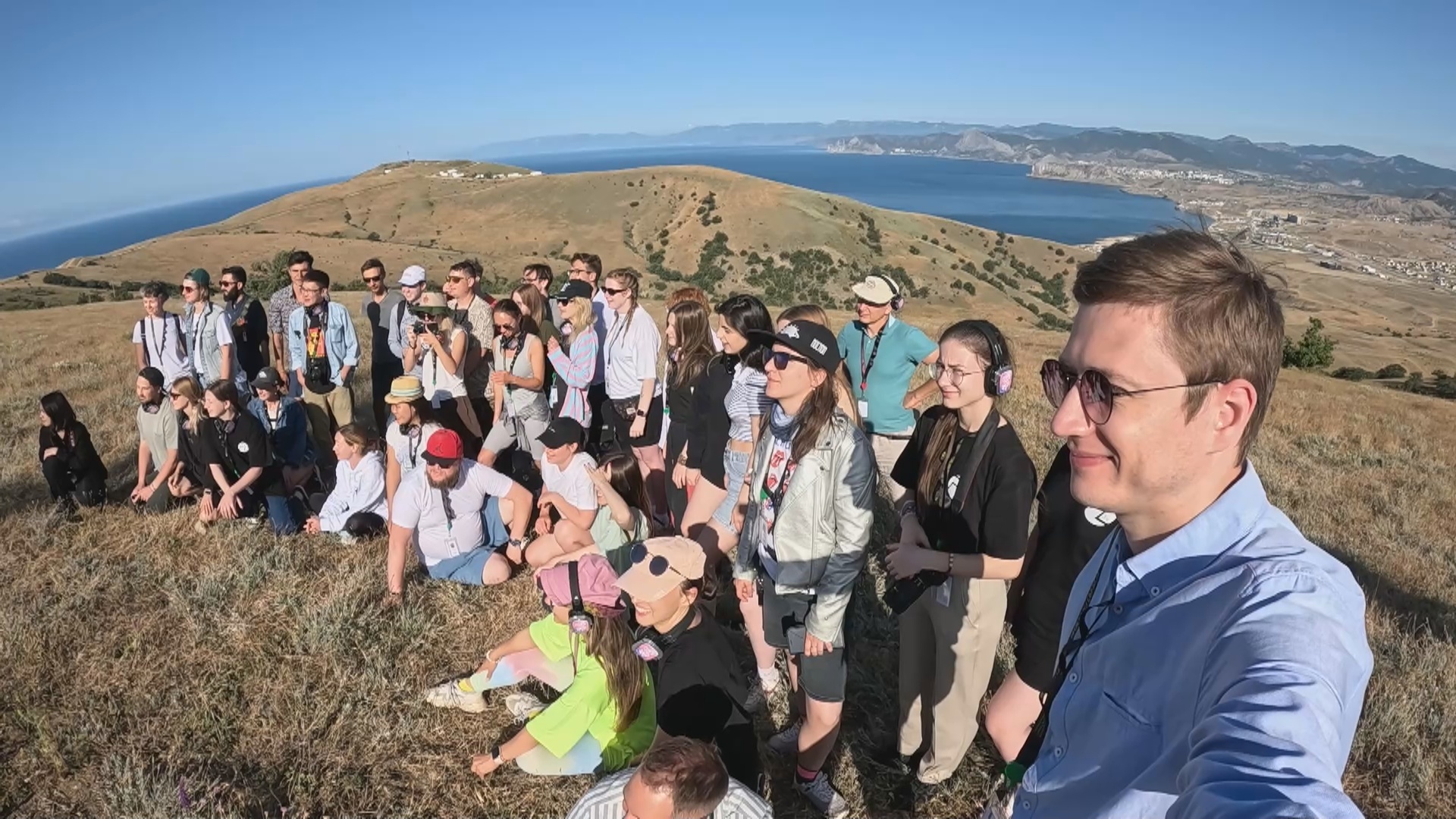 "Таврида. К России с любовью" - тизер к спец. репортажу о творцах и преградах смотреть онлайн