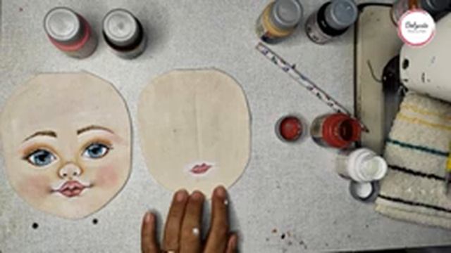 Pintando Boca da Boneca a mão livre смотреть онлайн