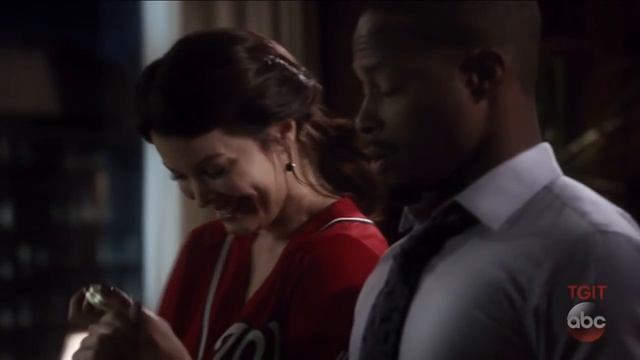 Scandal 6x02 Mellie and Marcus Drink and Make Out ”Hardball“ Season 6 Episode 2 смотреть онлайн