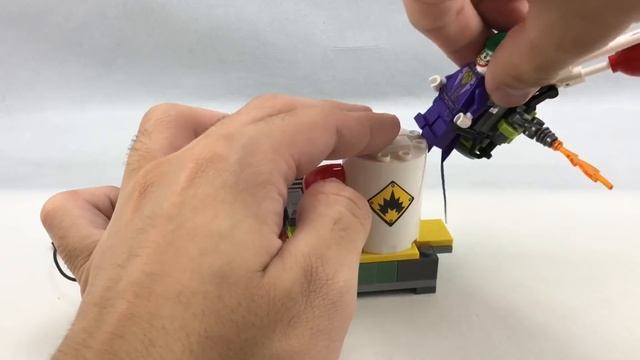 LEGO Batman Movie Joker Balloon Escape review! 2017 set 70900! смотреть онлайн