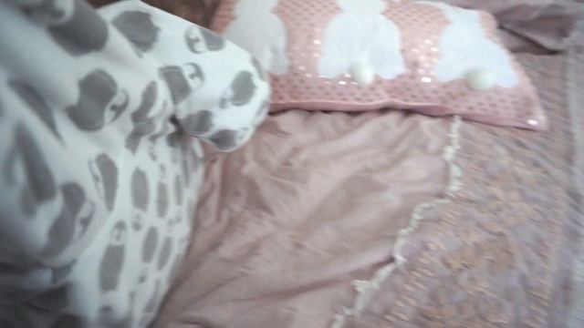 VLOG 18/03/19: СОЛНЕЧНЫЙ ВЛОГ / МАЛЫШ ЛЮБИТ МЯГКУЮ ПОСТЕЛЬ смотреть онлайн